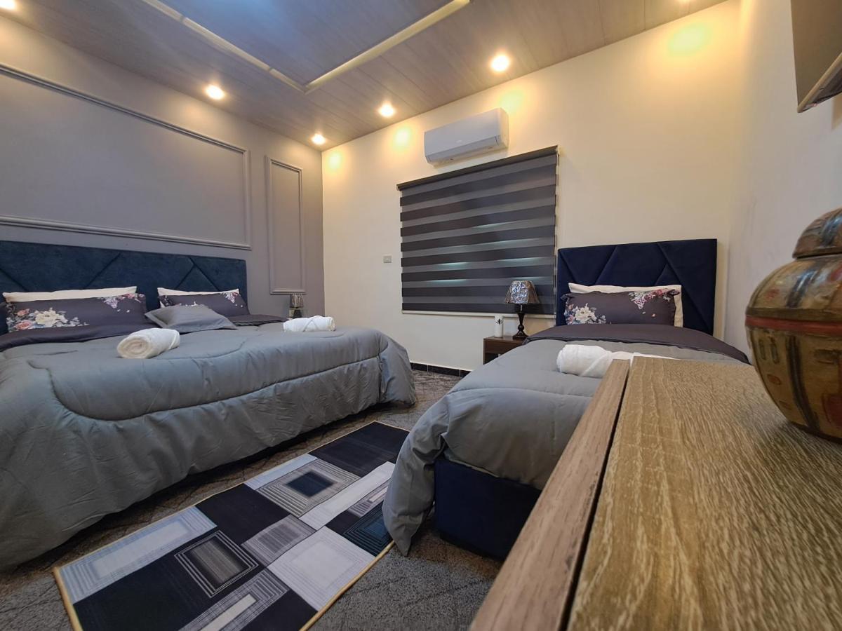 Cardostudio Hotel Jarash Exterior photo