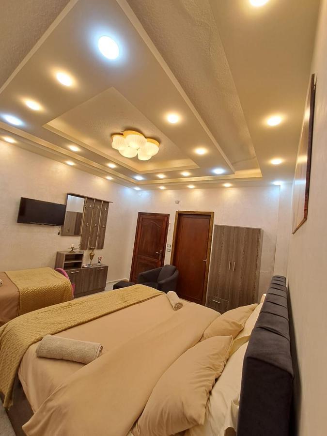 Cardostudio Hotel Jarash Exterior photo